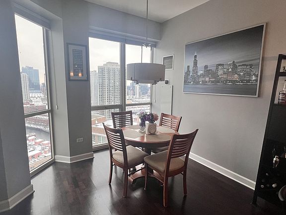 3rd image of 645 N Kingsbury St APT 2604