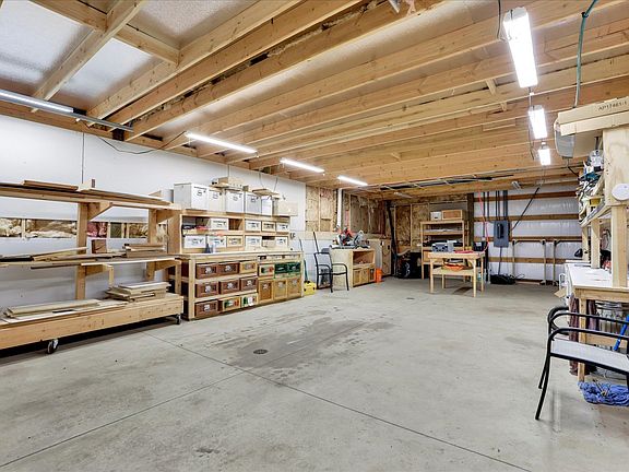 4th image of 761 Granite Rd