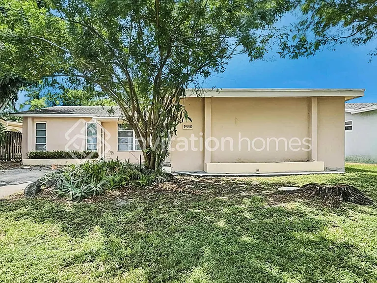 9558 NW 19th Pl — Photo 1