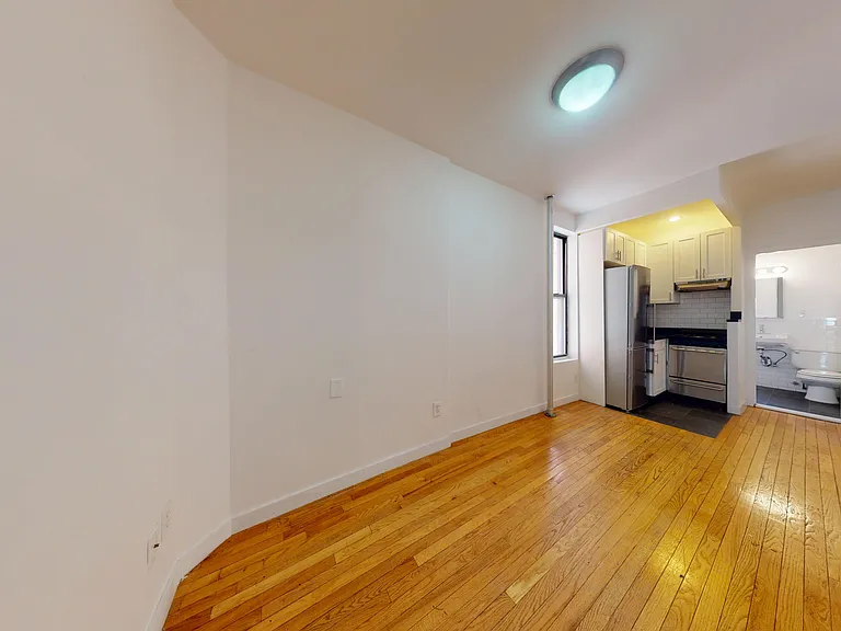 312 E 91st St #4E — Photo 4