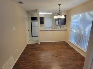 612 Lillard Rd APT C, Arlington, TX 76012