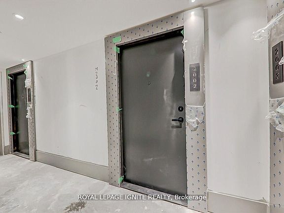 5th image of 2033 Kennedy Rd #2002