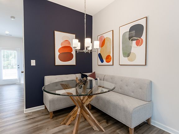 7th image of this home