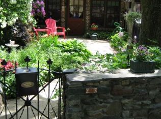 28 Brunswick Ave, Lambertville, NJ 08530