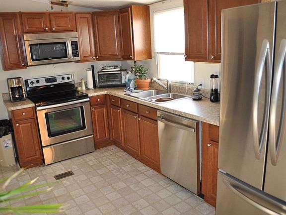 2nd image of 4012 Stone Creek Ct
