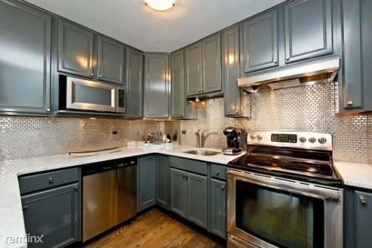40 E Cedar St APT 6A photo 1