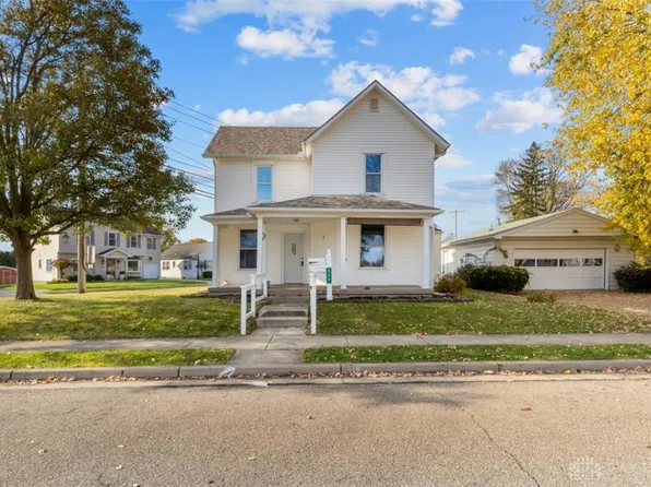 54 S Clay St, Brookville, OH 45309