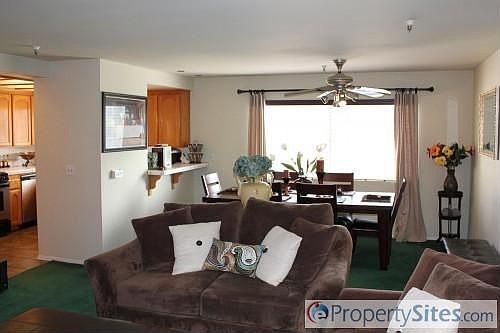4th image of 11707 Acacia Ave Unit 2
