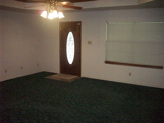 4th image of 3829 Charles Ave