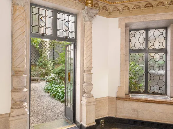 60 Gramercy Park North image 17 of 20