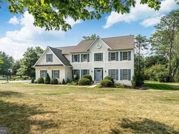 3032 Still Meadow Dr, Collegeville, PA 19426
