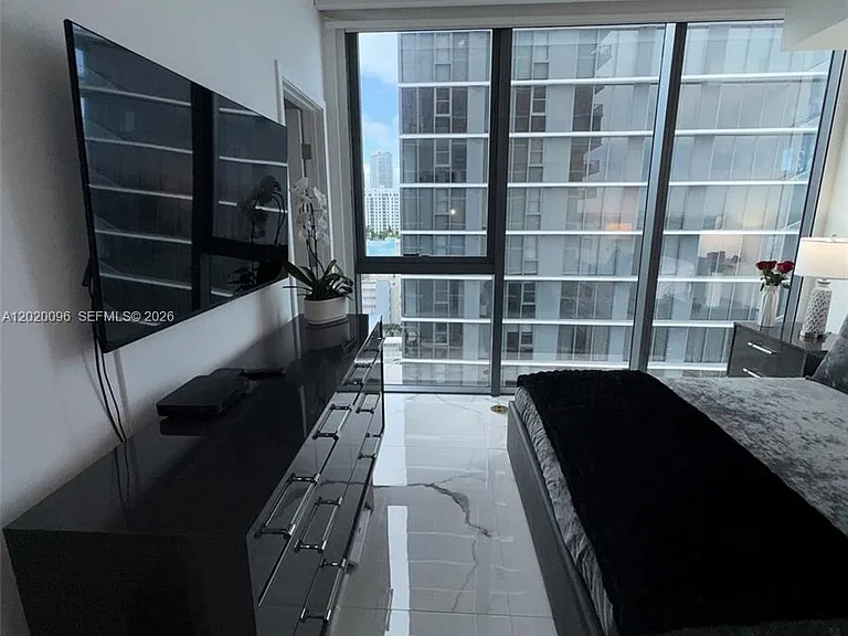 788 NE 23rd St #1202 — Photo 27