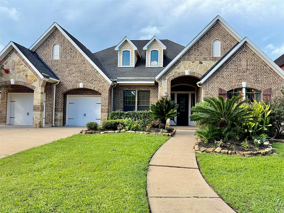 6223 Duke Trail Ln