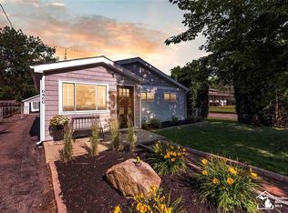 6460 Swiss Garden Rd, Temperance, MI 48182