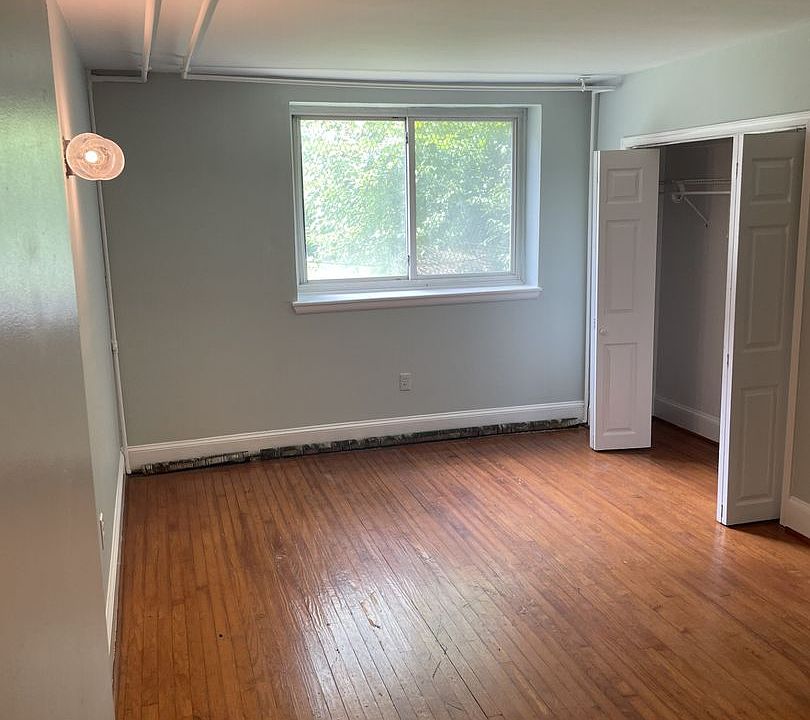 1st image of 3026 Saint Paul St #T
