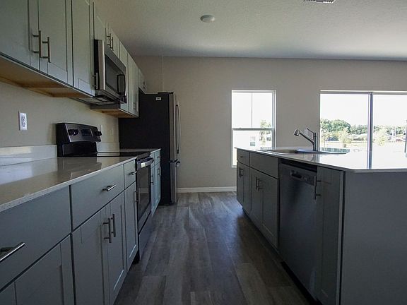 5th image of 1638 Seth Dr