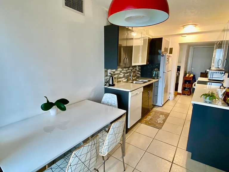 1750 NE 191st St #600 — Photo 14