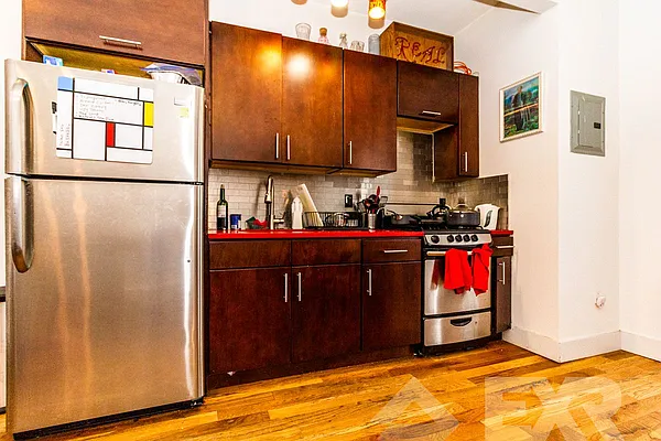 Rented by EXR | media 2