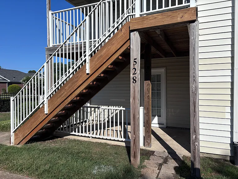 Summit Ct — Photo 17