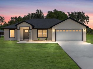 42 Water Track Loop, Ocala, FL 34472