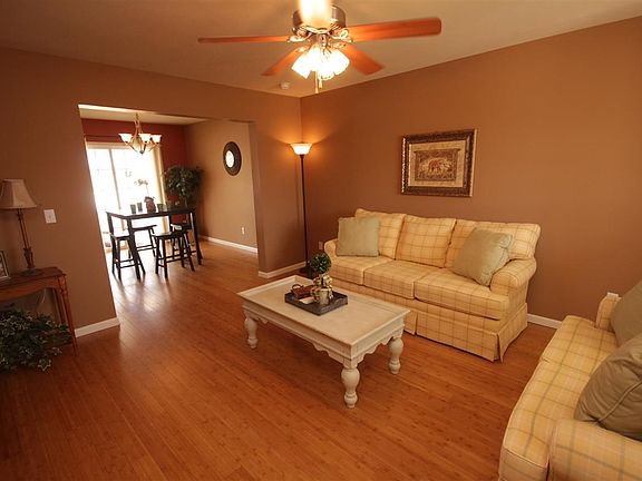 3rd image of 4425 Ashard Dr