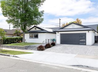 812 N Fern St, Orange, CA 92867