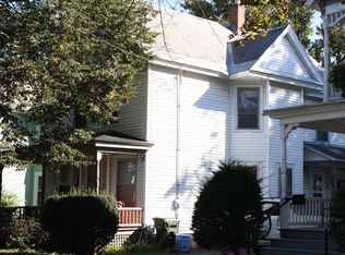 16 Booth St, Westford, VT 05401