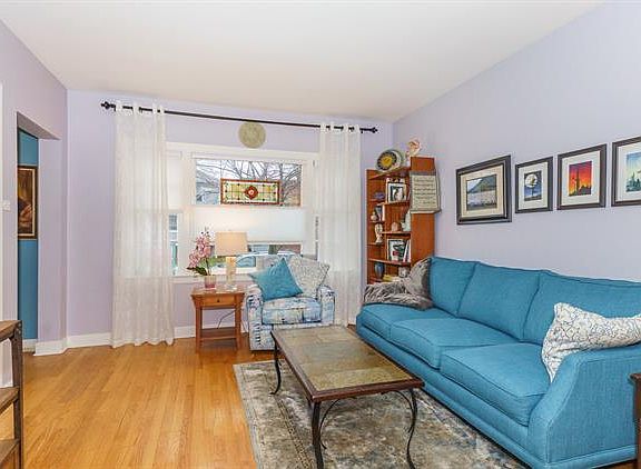 5th image of 1041 Lathrop Ave