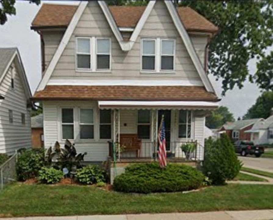 1st image of 14841 Crescentwood Ave #2