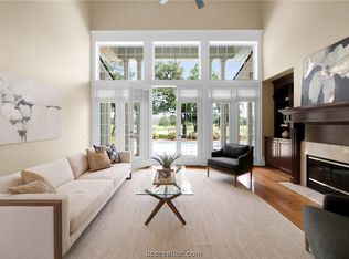 1111 Royal Adelade Dr, College Station, TX 77845