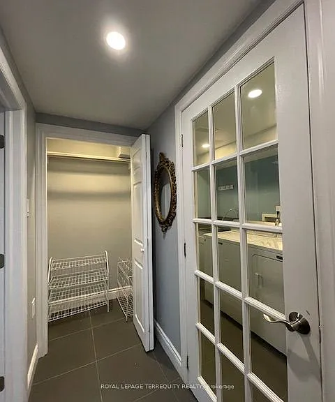 482 Camden Cir #BASEMENT — Photo 20