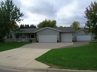 1st image of 815 2nd Ave S
