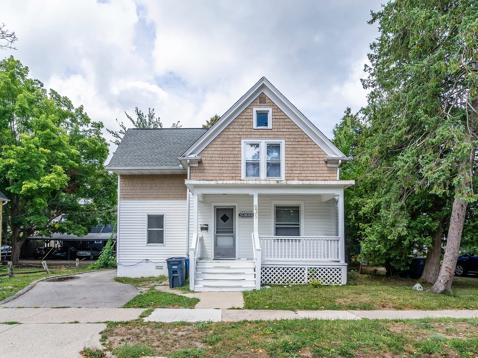 831 Brookwood PL - 1 — Photo 1