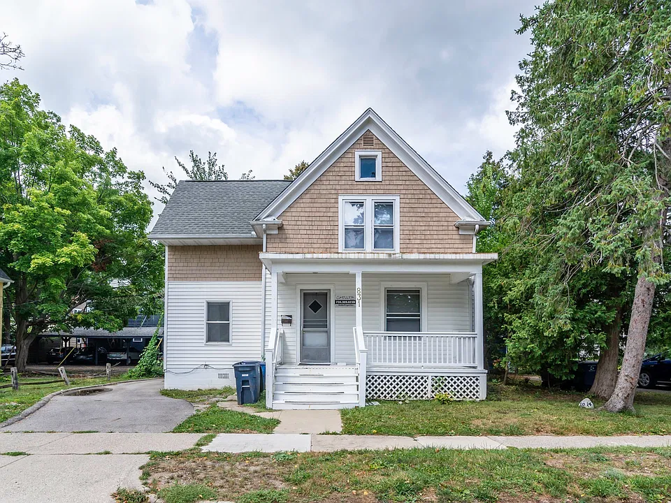 831 Brookwood Pl