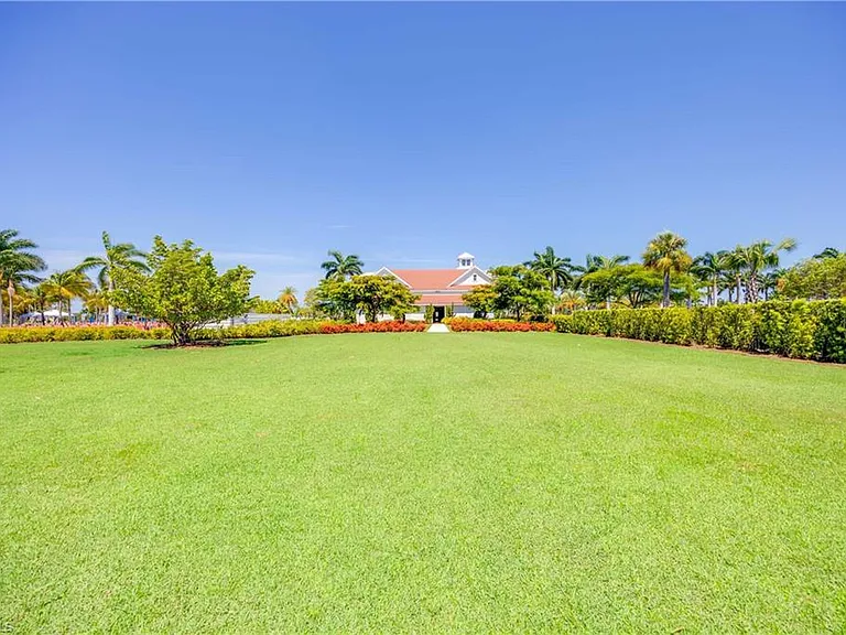 5855 Haiti Dr — Photo 43