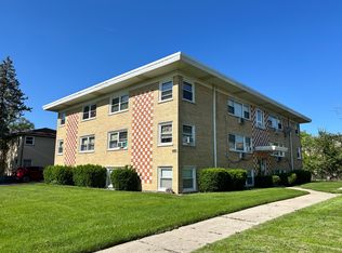 10931 S Lloyd Dr APT 1C, Worth, IL