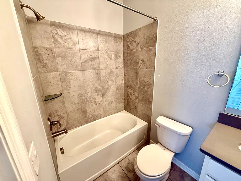 5314 Rochester Pl — Photo 17