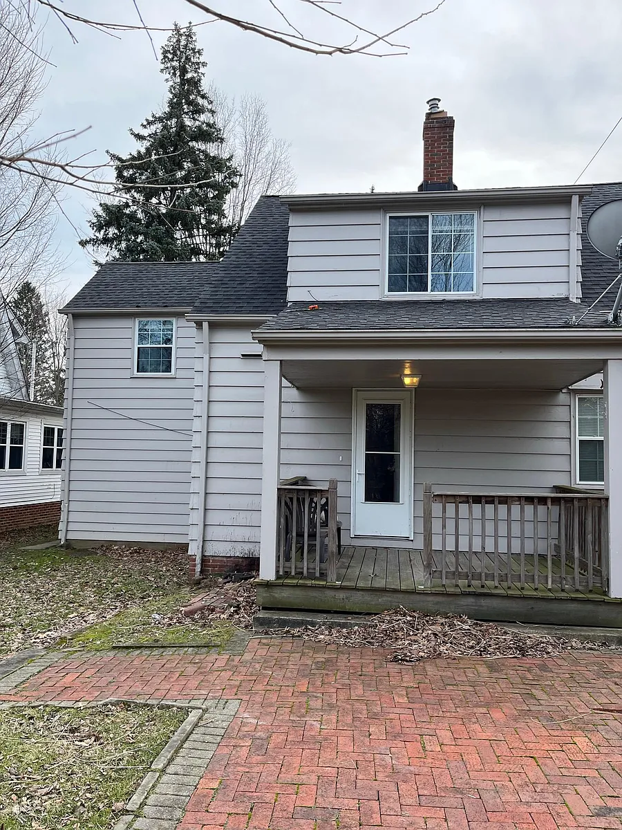 Building Photo - 22731 Hadden Rd