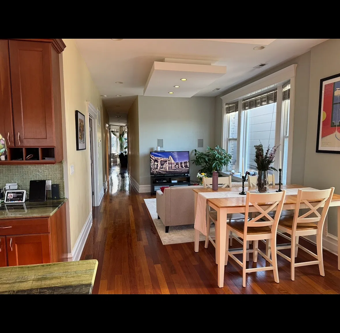 3 bed, 1850 sqft, $4,300 — Photo 4