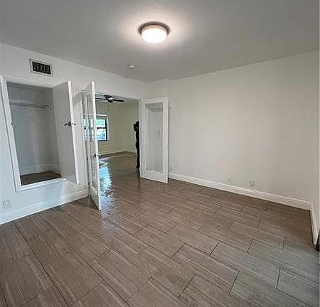 3rd image of 1109 E Broward Blvd APT 3