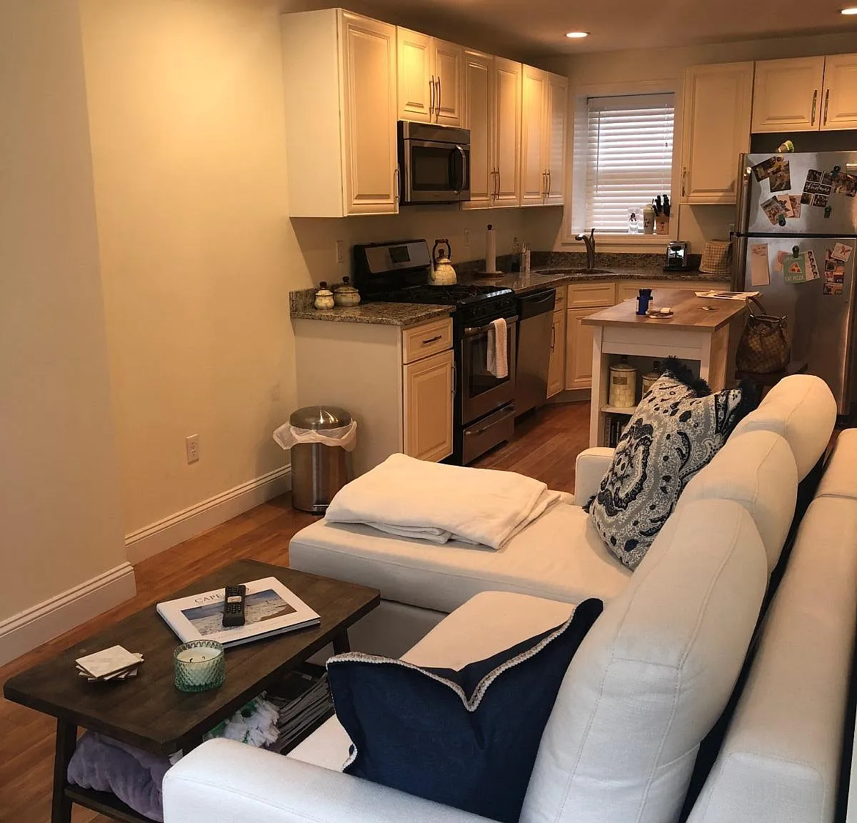 2 bed, 9999 sqft, $2,800 — Photo 1