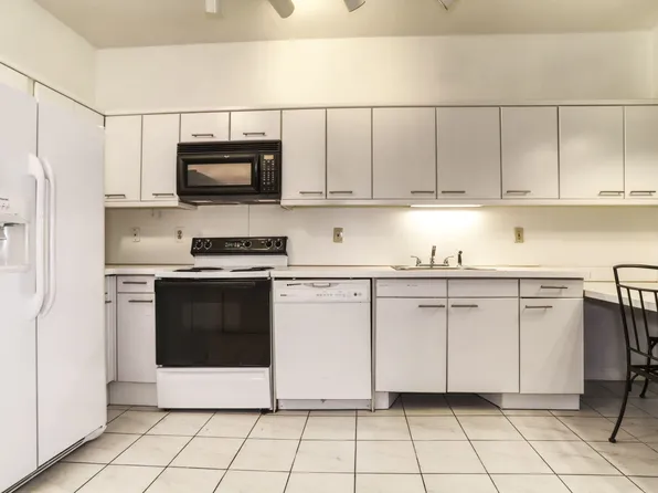 75 Liberty Avenue image 2 of 30