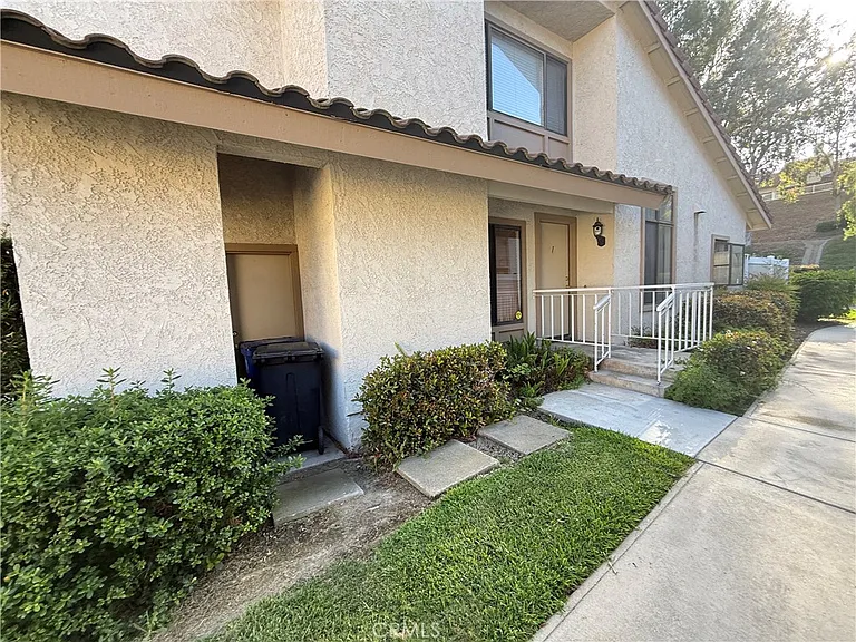 23080 Paseo De Terrado — Photo 10