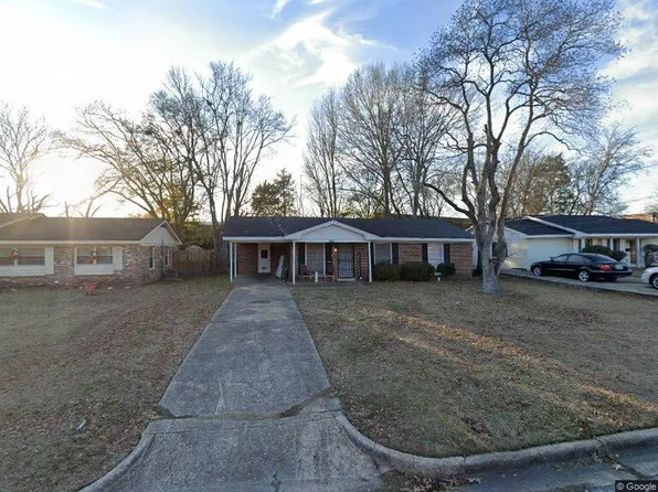 4222 Southwood Dr, Montgomery, AL 36116