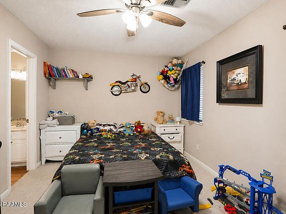 5th image of 3500 E Simcoe St APT 63