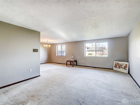 5th image of 2717 Hutchins Ct