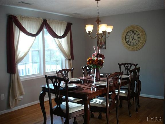4th image of 1034 Morey Pl