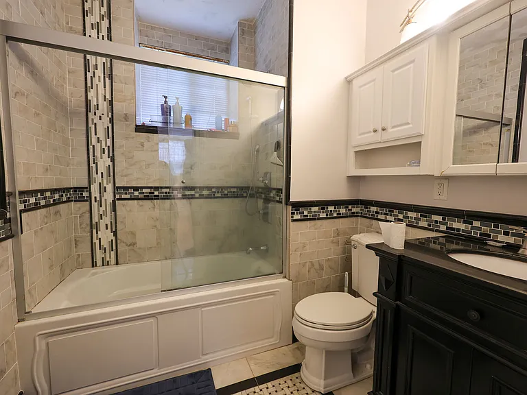 129 Nonantum St #2 — Photo 6