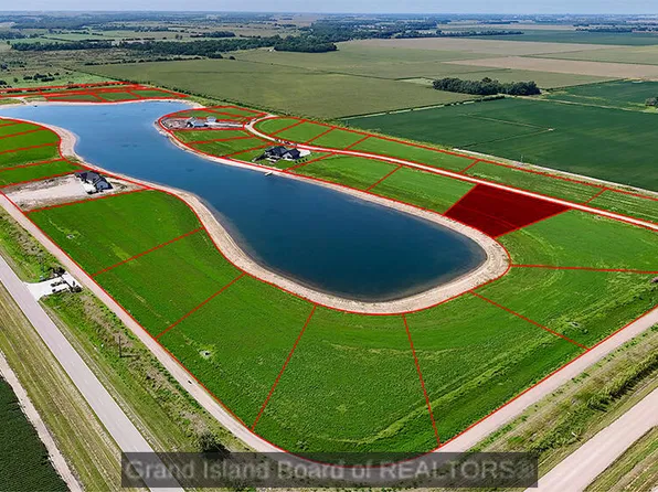 24 Bald Eagle Dr, Chapman, NE 68827
