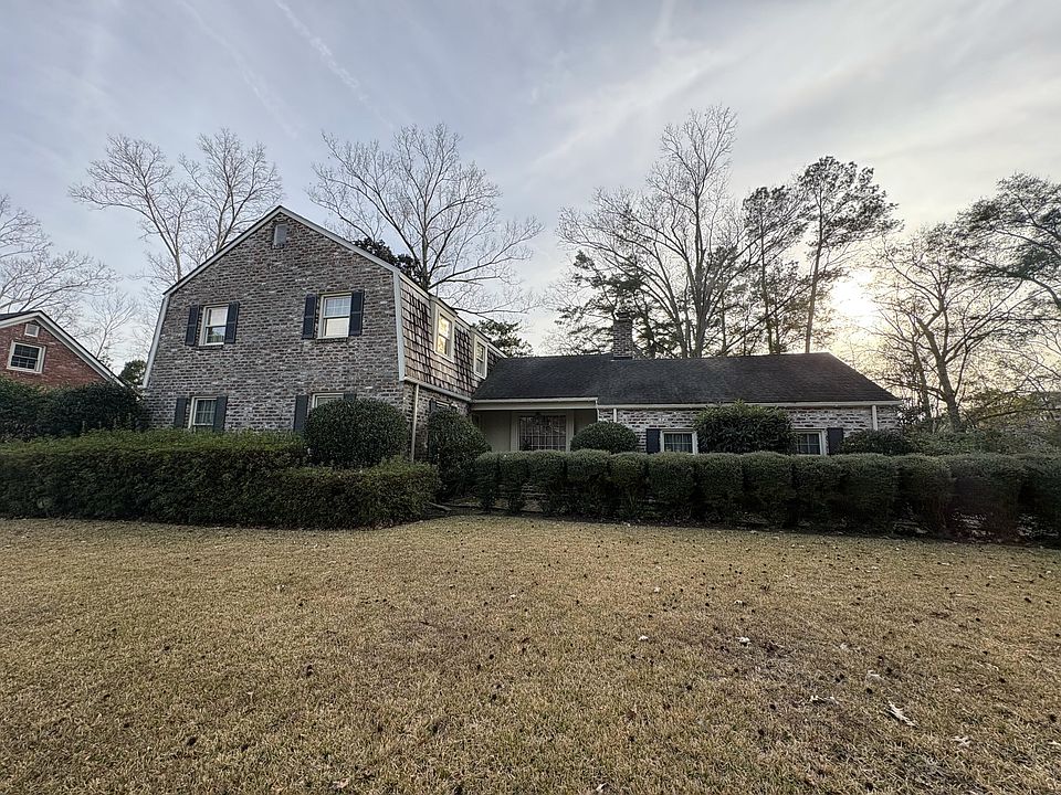 1st image of 104 Lakeview Dr